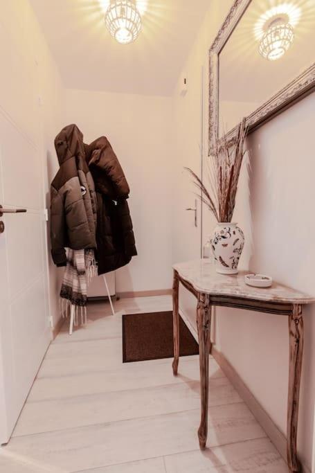 Forest Chic : Maison San Marina Apartment Parmain Екстериор снимка