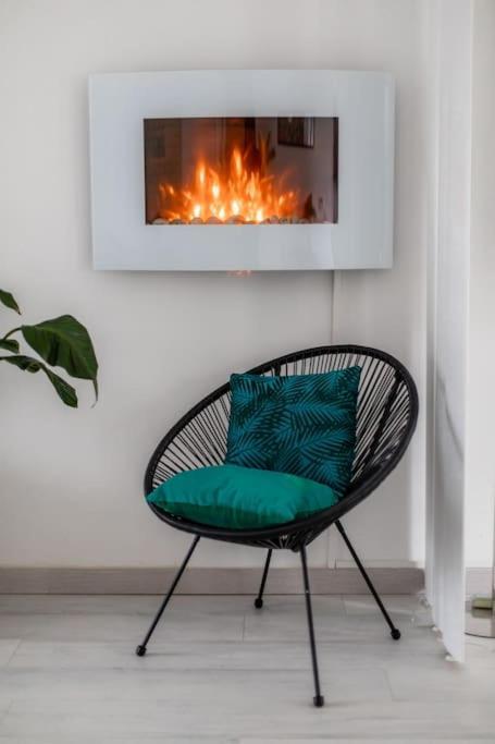 Forest Chic : Maison San Marina Apartment Parmain Екстериор снимка