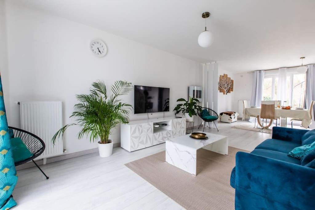 Forest Chic : Maison San Marina Apartment Parmain Екстериор снимка
