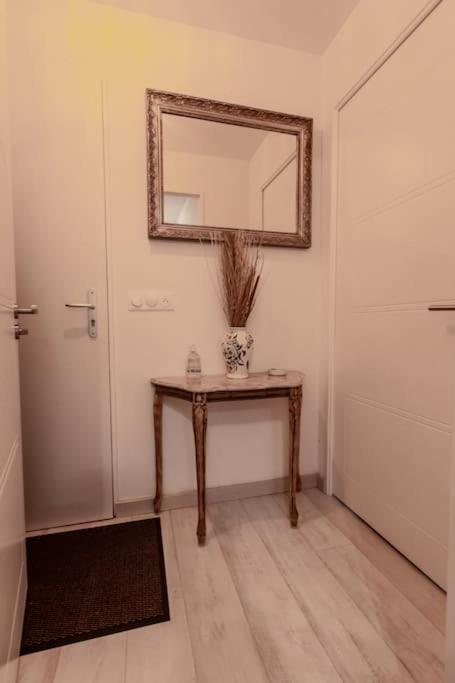 Forest Chic : Maison San Marina Apartment Parmain Екстериор снимка